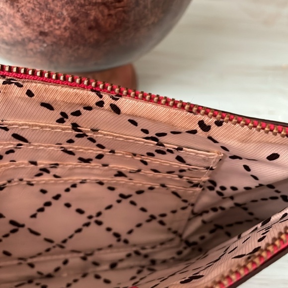 Kate Spade Wristlet - Picture 4 of 4